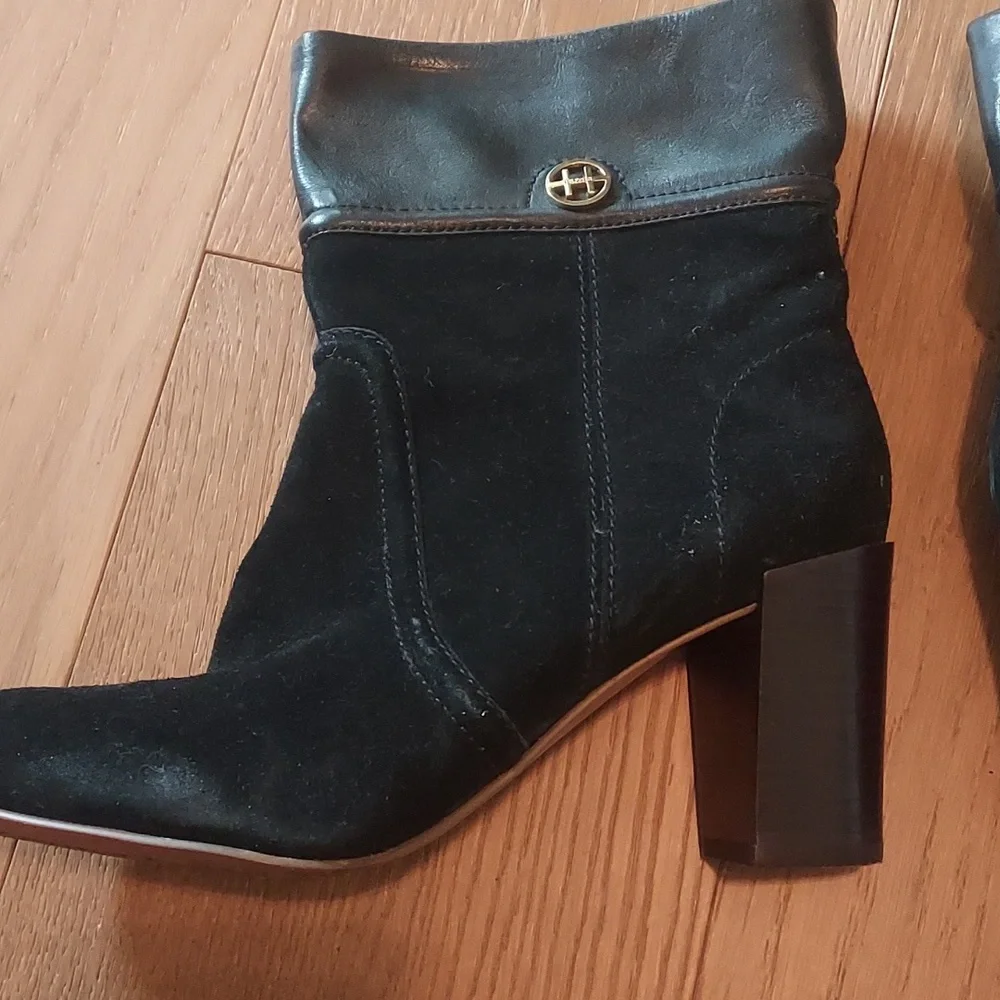 Tommy Hilfiger WOMEN'S BOOTS WITH 2 3/4 INCH HEELS - Picture 5 of 5